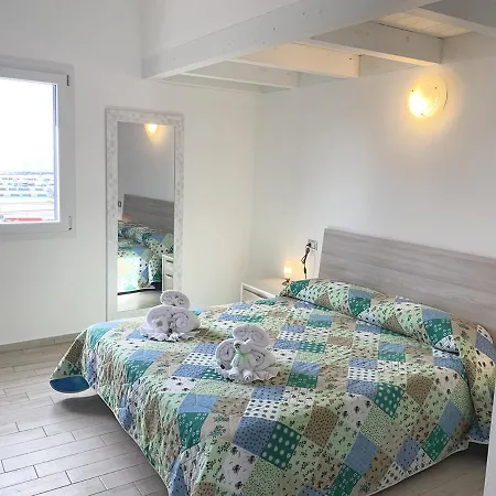 Grazioso Attico Con Aria Condizionata E Comodo Spazio Esterno C347 Apartment