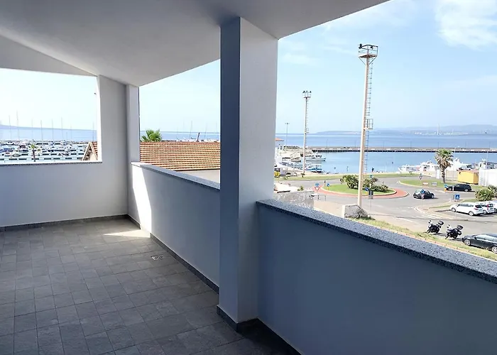 Grazioso Attico Con Aria Condizionata E Comodo Spazio Esterno C347 Apartment *